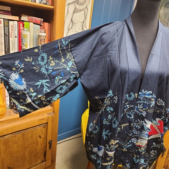Lai Ming Five Cats Tops - Lai Meng Kimono NWT